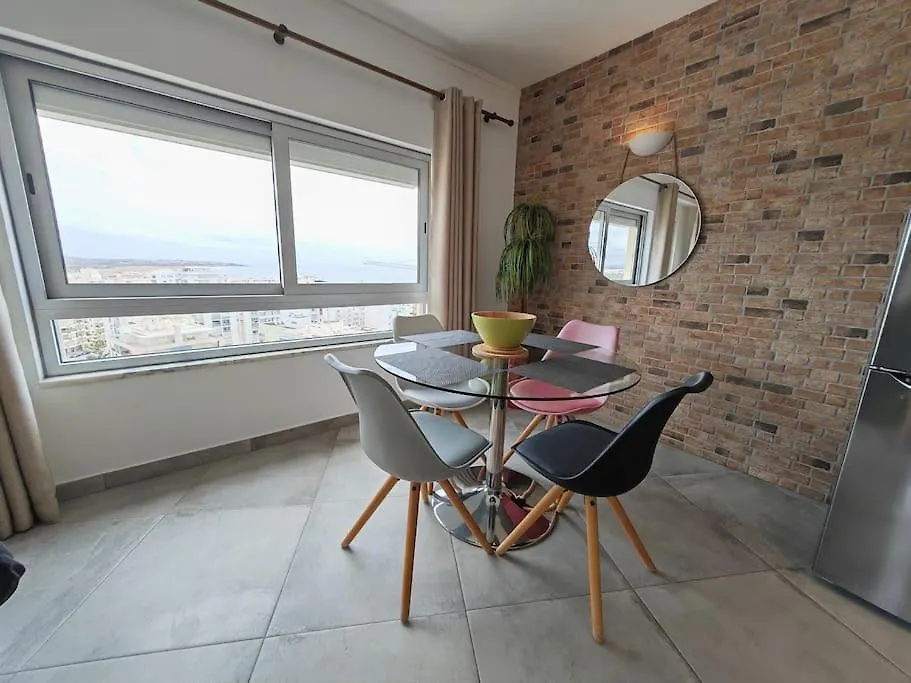 Sea View Apartment In Armacao De Pera, Algarve Pt
