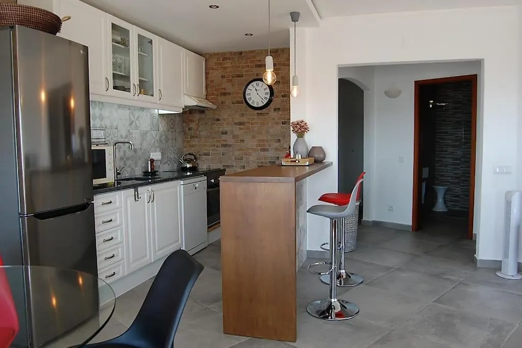 Sea View Apartment In Armacao De Pera, Algarve Pt 0*,