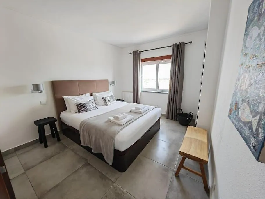 Sea View Apartment In Armacao De Pera, Algarve Pt 0*,