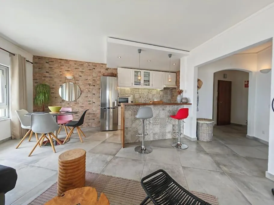 Sea View Apartment In Armacao De Pera, Algarve Pt 포르투갈