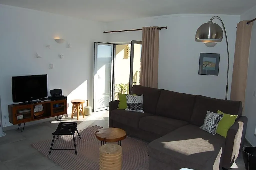 Sea View Apartment In Armacao De Pera, Algarve Pt