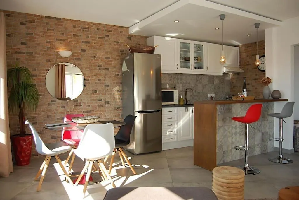 Sea View Apartment In Armacao De Pera, Algarve Pt 포르투갈