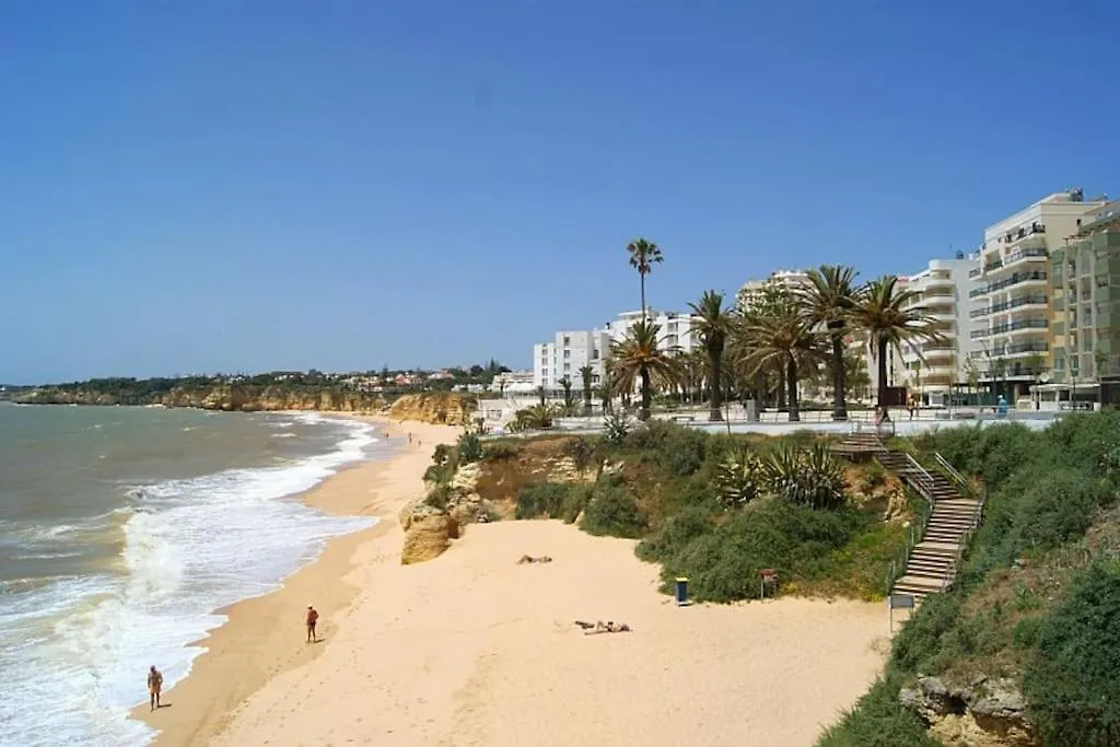 Sea View Apartment In Armacao De Pera, Algarve Pt