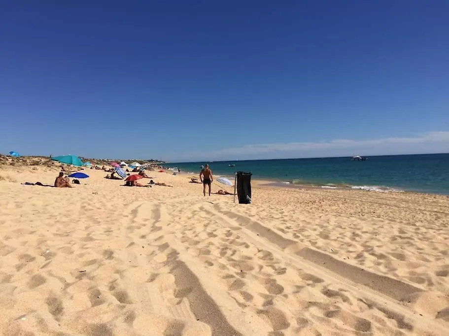 Sea View Apartment In Armacao De Pera, Algarve Pt